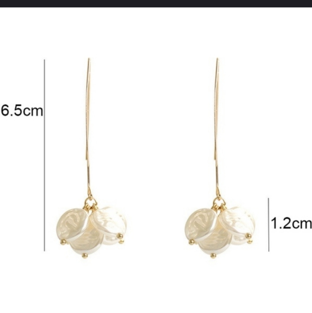 Cultured Pearl Earrings - Picture 3 of 4